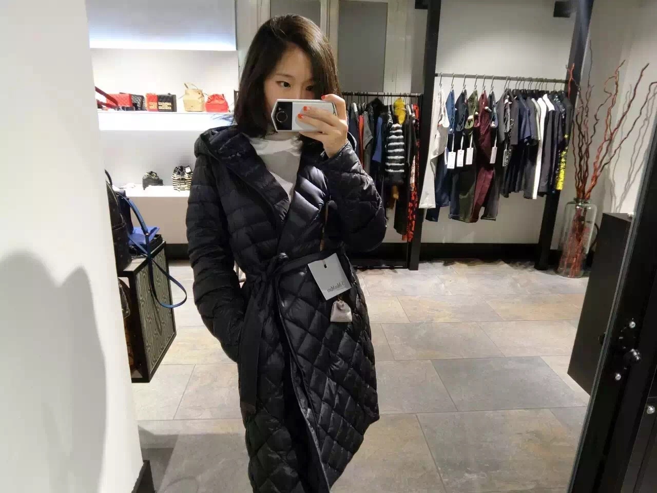 マックスマーラ【Max Mara】日本未入荷！フード付ダウンコート TREF
