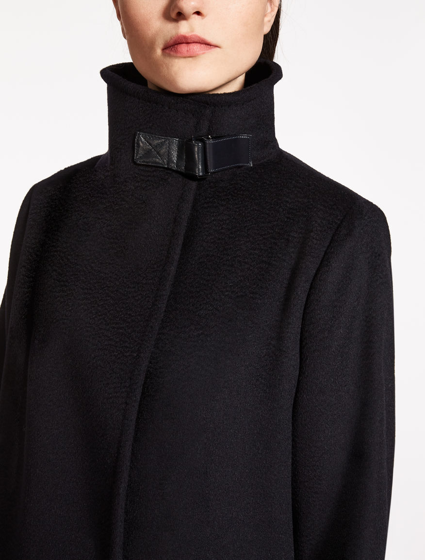 マックスマーラ【Max Mara】キャメル素材コート　ネイビー