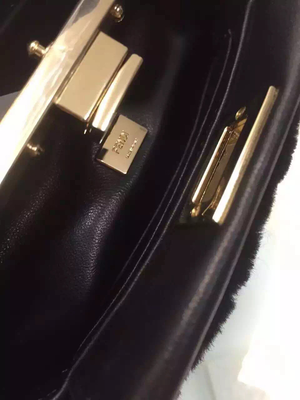 FENDI フェンディ スーパーコピー 2015秋冬最新作 早くも品薄ファーマイクロピーカブー/ブラック 8M0355_5AY_F0KUR