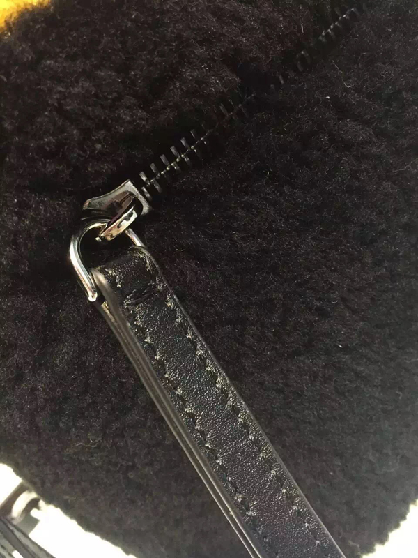 [2015秋冬最新作最速入荷]FENDI フェンディ スーパーコピーモンスターバックパックリュック8BZ036_48V_F044N