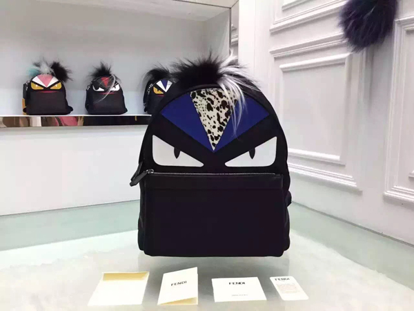2015秋冬新作 FENDI フェンディ スーパーコピー バッグバグズバックパックブラック青