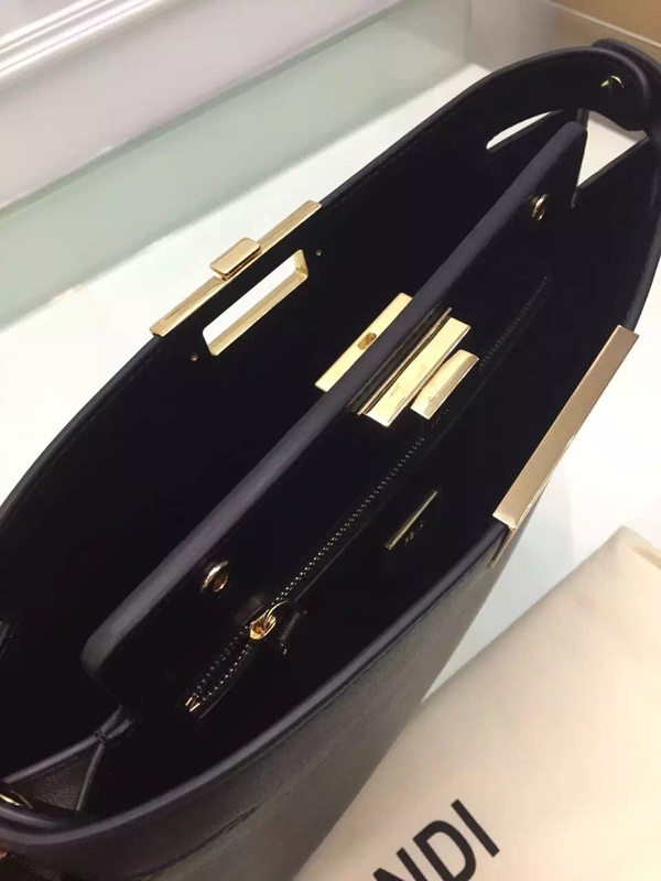 2016新作PEEKABOO FENDI フェンディ スーパーコピー クラッチ 8BP1025AWF0653