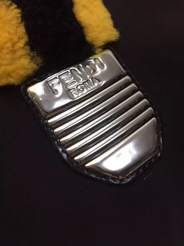 2016AW ◇FENDI フェンディ スーパーコピー【7VZ016 52E】ZAINO STONDATO NYLON+SHEEP