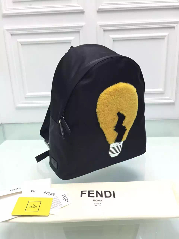 2016AW ◇FENDI フェンディ スーパーコピー【7VZ016 52E】ZAINO STONDATO NYLON+SHEEP