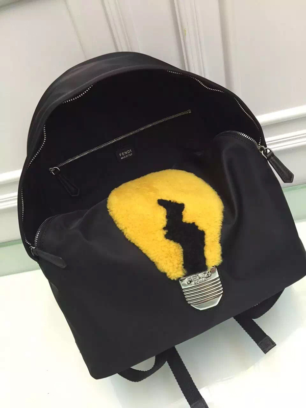 2016AW ◇FENDI フェンディ スーパーコピー【7VZ016 52E】ZAINO STONDATO NYLON+SHEEP