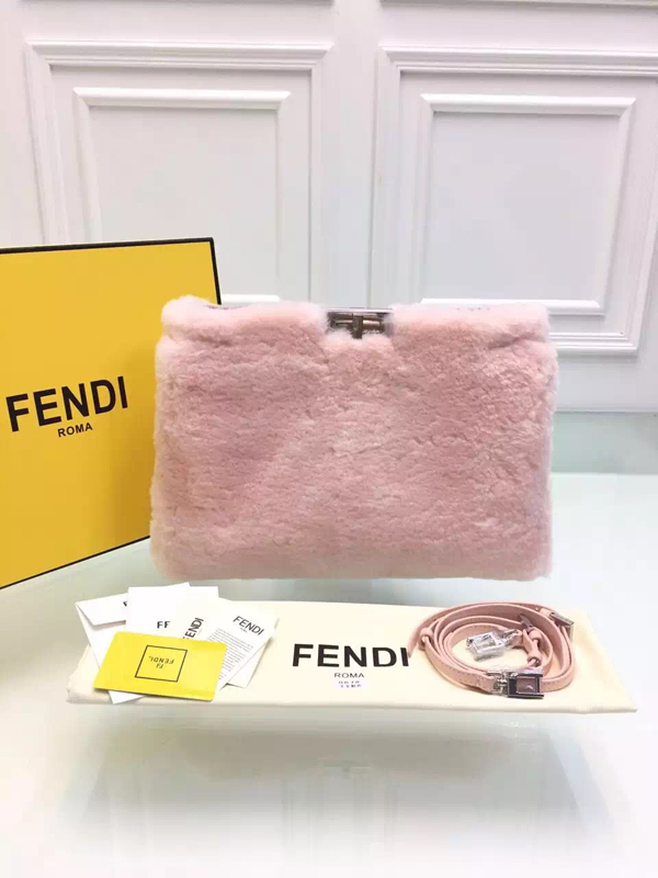 2016AW FENDI フェンディ スーパーコピー PEEKABOO クラッチ 8BP1025AXF065D