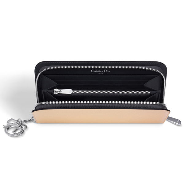 大人気☆【Christian Dior】クリスチャンディオール☆DIORISSIMO 長財布