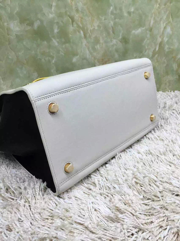 2017春夏新作 【CELINE セリーヌ コピー】 RING リング ハンドバッグ 176203YXA.01CK
