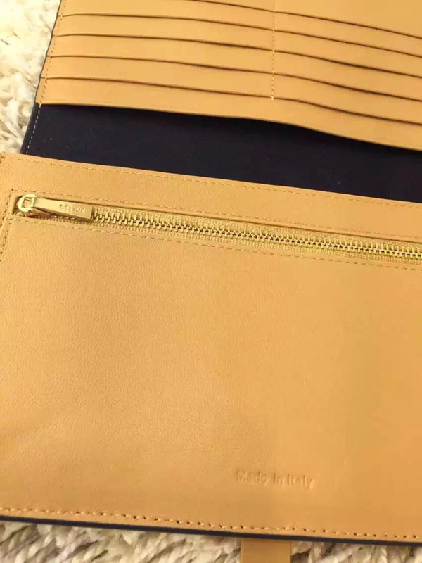 《2016新作限定 エレ女ネイビー 》CELINE セリーヌ コピー ストラップ ラージ マルチファンクション ドラムドカーフスキン 長財布 ディープシー