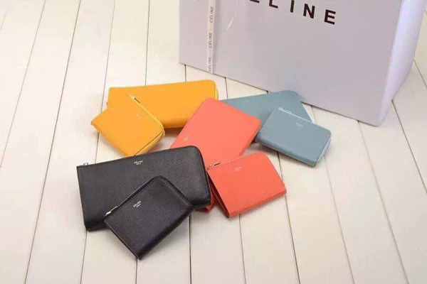 2016秋冬新作 CELINE セリーヌ コピー コインポーチ付 超レアジップ長財布