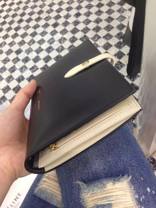 2016秋冬 CELINE セリーヌ コピー★ストラップ ブラック 長財布
