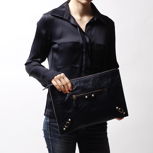 『15SS新作！バレンシアガバッグスーパーコピーBalenciaga！メタリックレザークラッチ』