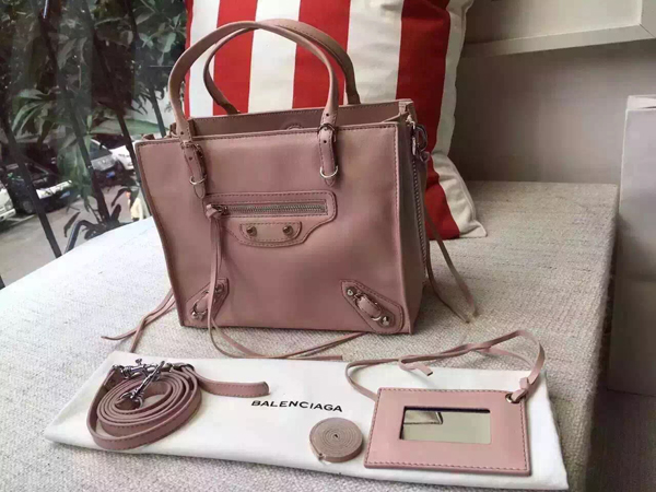 16SS注目!!バレンシアガスーパーコピー【BALENCIAGA】PAPIER A4 ミニ 357333 DBCAN 5715