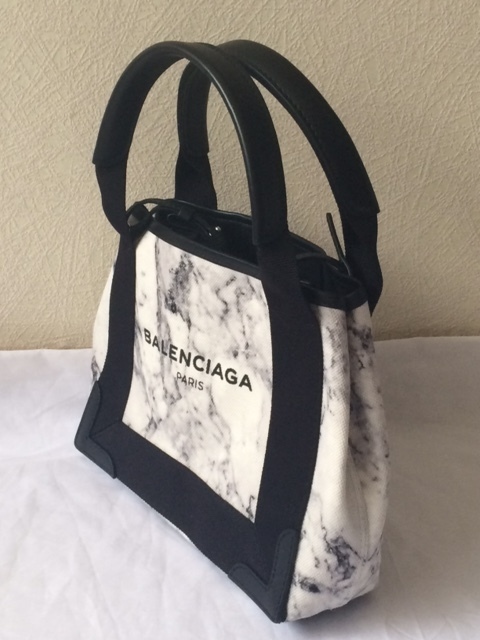 2016新色 BALENCIAGA バレンシアガスーパーコピー キャンバストートXS 人気の マーブル