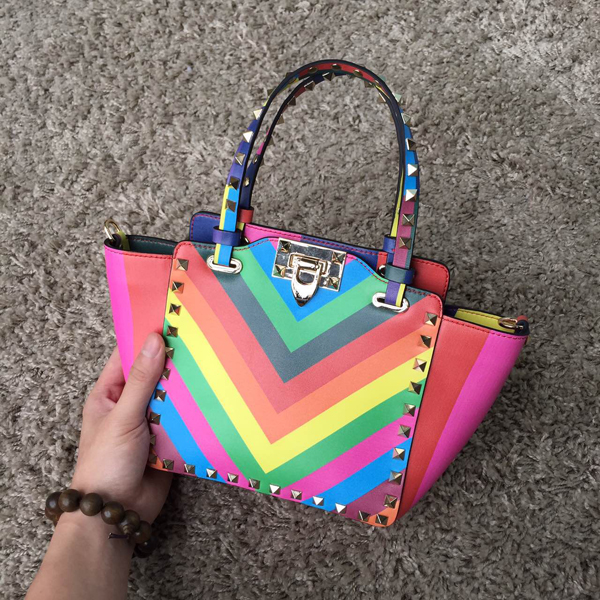 ★15SS入手困難 1973シリーズ★Valentino ヴァレンティノスーパーコピー トラペーゼMINIサイズ IW3B0399NWB