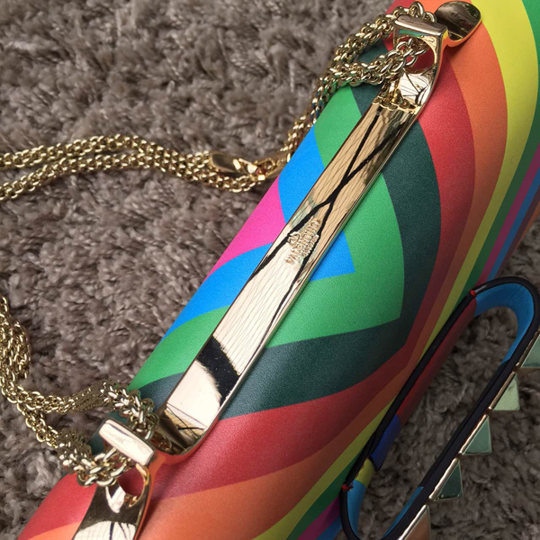 15新作【Valentino ヴァレンティノスーパーコピー】Va Va Voom ショルダーM 1973 IW4B0399NWB