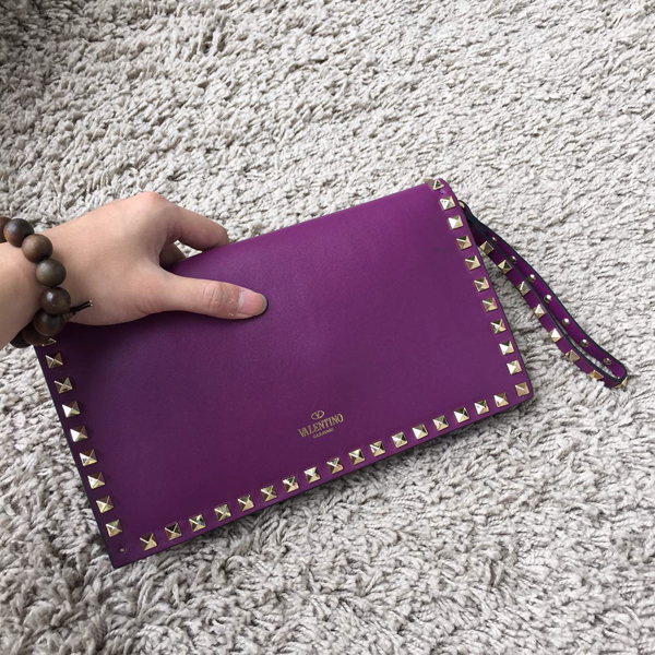 2016新作【Valentino ヴァレンティノスーパーコピー】Rockstudクラッチ Purple IW8B0399NWB