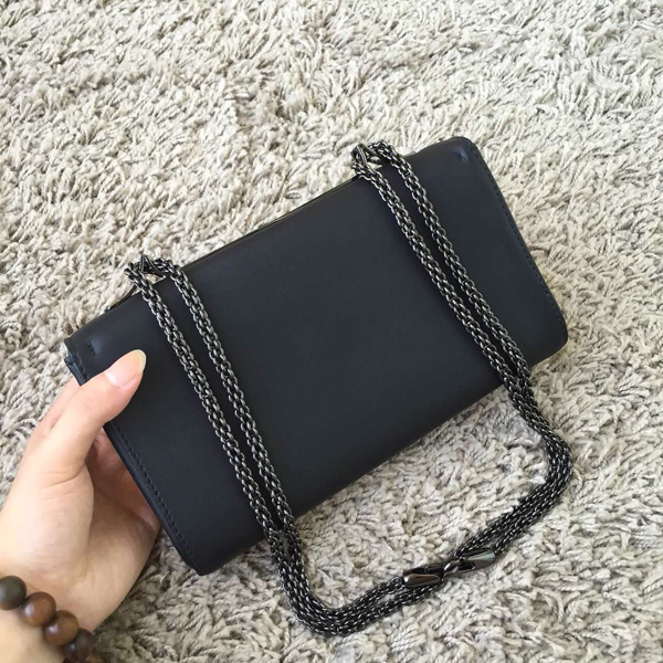 2016AW Valentino ヴァレンティノスーパーコピー Cash & Rocketコラボ ロックスタッズクラッチ IW1B0975VSJ