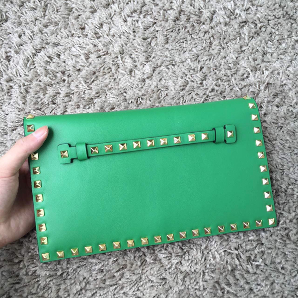 15新作 【Valentino ヴァレンティノスーパーコピー】Rockstudクラッチ グリーン IW11B0399NWB