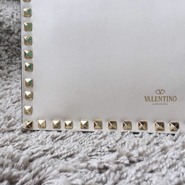 15新作 Valentino ヴァレンティノスーパーコピー Rockstud leather clutch IW14B0399NWB