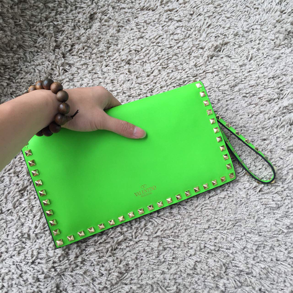 2016SS Valentino ヴァレンティノスーパーコピー Rockstud leather clutch IW15B0399NWB