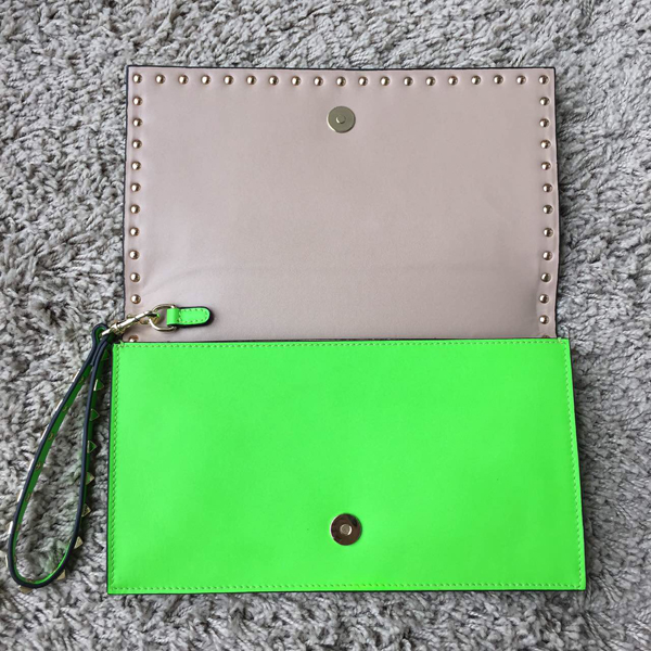 2016SS Valentino ヴァレンティノスーパーコピー Rockstud leather clutch IW15B0399NWB