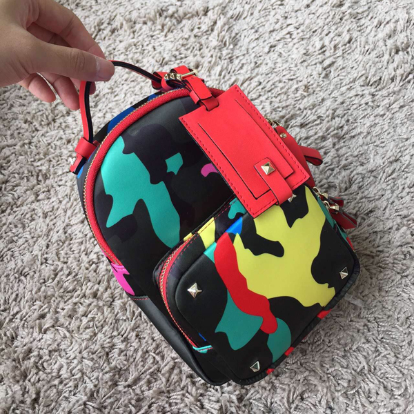 2016年春夏新作 Valentino ヴァレンティノスーパーコピー カモフラージュ バックパック IY0B0340NE5 A12