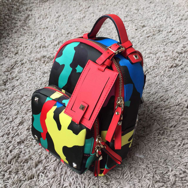 2016年春夏新作 Valentino ヴァレンティノスーパーコピー カモフラージュ バックパック IY0B0340NE5 A12