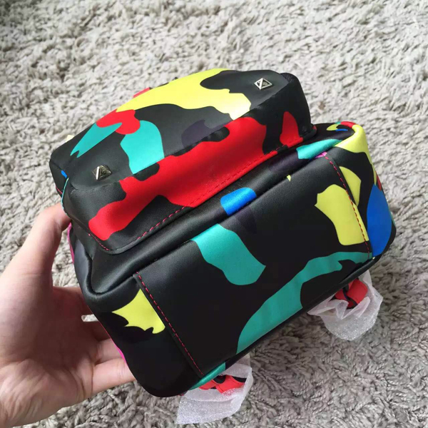 2016年春夏新作 Valentino ヴァレンティノスーパーコピー カモフラージュ バックパック IY0B0340NE5 A12