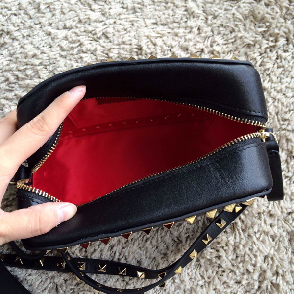2016新作 Valentino ヴァレンティノスーパーコピー ロックスタッズ ショルダー 黒