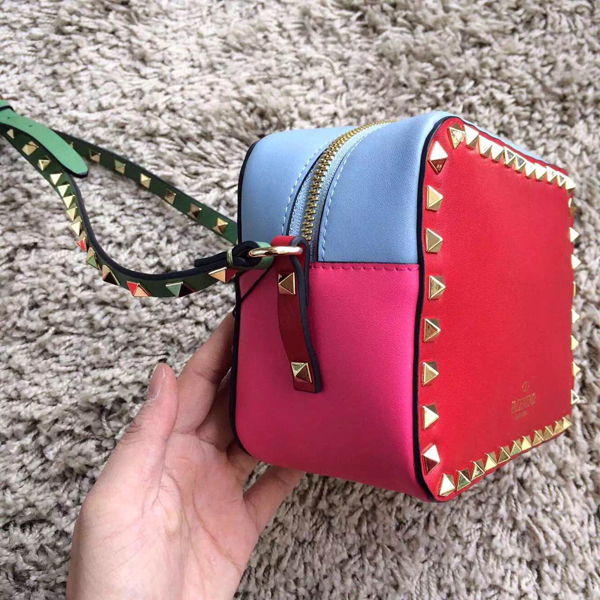 15SS Valentino ヴァレンティノスーパーコピー　ロックスタッズ ショルダーバッグ