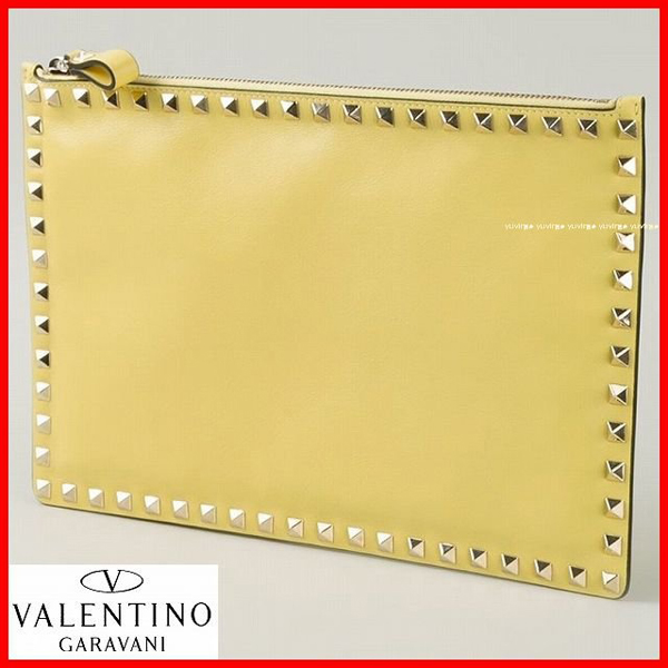 2016新作【Valentino ヴァレンティノスーパーコピー】RockstudクラッチバッグＬ Yellow
