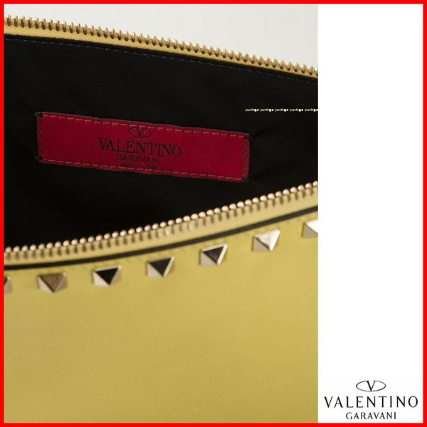 2016新作【Valentino ヴァレンティノスーパーコピー】RockstudクラッチバッグＬ Yellow