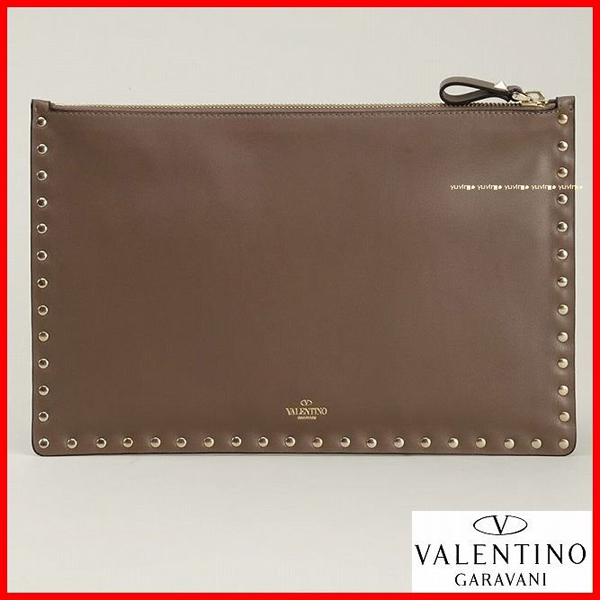 2016新作 【Valentino ヴァレンティノスーパーコピー】RockstudクラッチバッグＬ カーキ