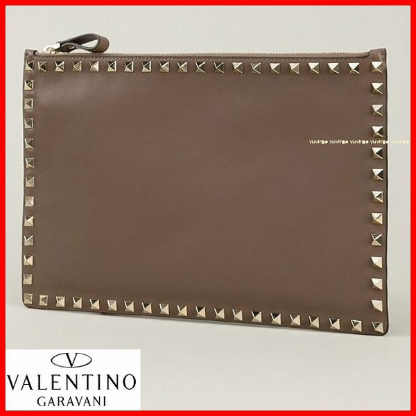 2016新作 【Valentino ヴァレンティノスーパーコピー】RockstudクラッチバッグＬ カーキ