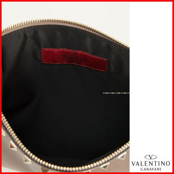 2016新作 【Valentino ヴァレンティノスーパーコピー】RockstudクラッチバッグＬ カーキ