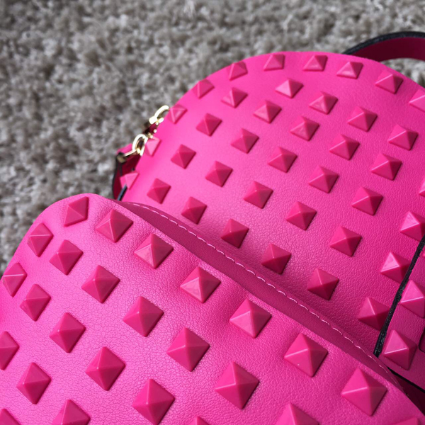2016新作 Valentino ヴァレンティノスーパーコピー バックパック Rose Red