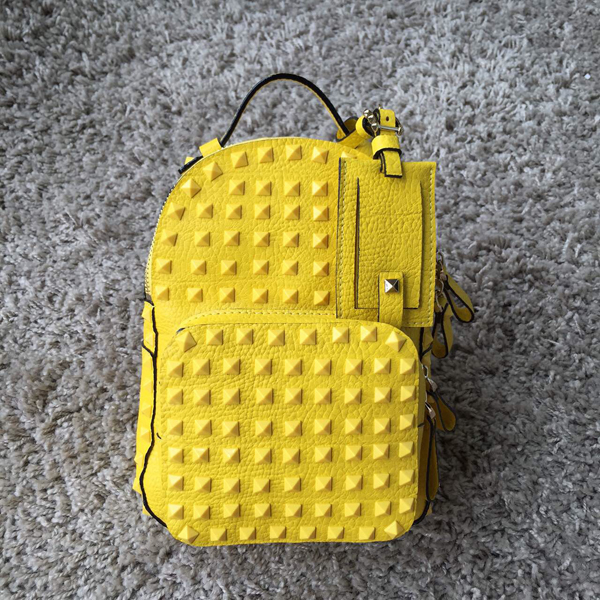 15新作 Valentino ヴァレンティノスーパーコピーヴァレンティノ（バレンチノ)バックパック YELLOW
