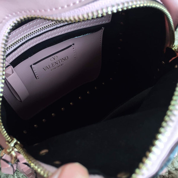 15新作 Valentino ヴァレンティノスーパーコピー バックパック Pink