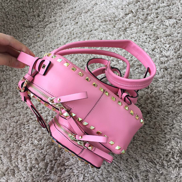 2016新作 Valentino ヴァレンティノスーパーコピーヴァレンティノ（バレンチノ)バックパック PINK