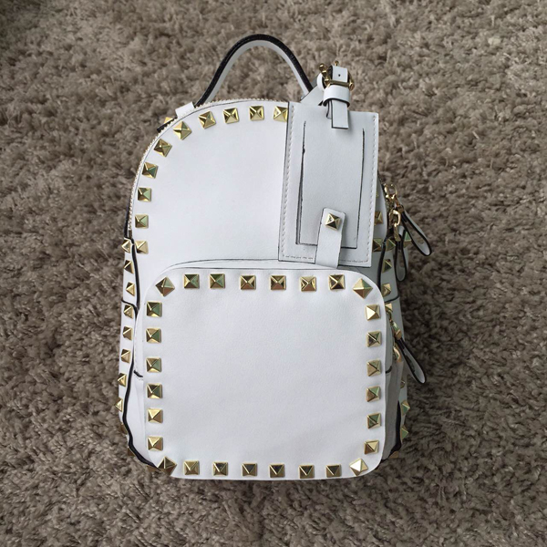 2016AW Valentino ヴァレンティノスーパーコピー★ 人気のロックスタッズバックパック ミニ White