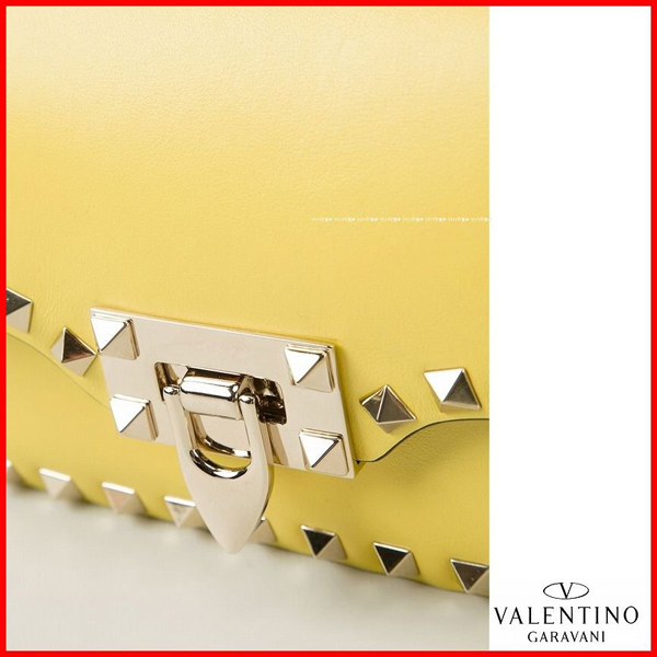 2016新作【Valentino ヴァレンティノスーパーコピー】Rockstudクロスボディ イエロー