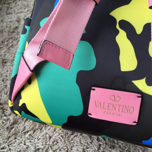 2016新作【Valentino ヴァレンティノスーパーコピー】RockstudバックパックM カモフラ