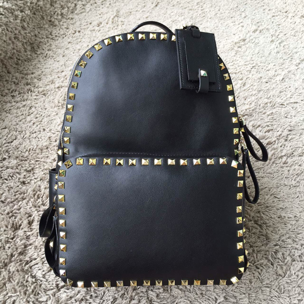 2016AW Valentino ヴァレンティノスーパーコピー　バックパック　大　ブラック！