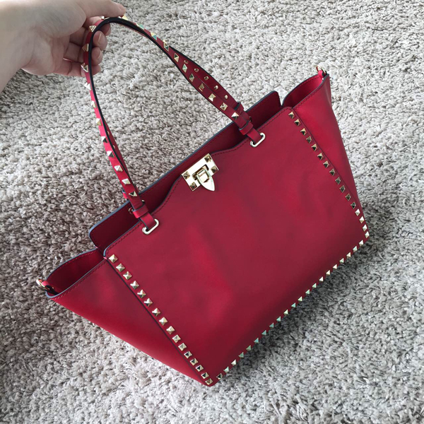 2016AW ★紗栄子さん愛用サイズ★Valentino ヴァレンティノスーパーコピー トラペーゼ MINI IW9B2399NWB