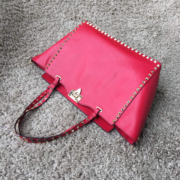 2016AW ★紗栄子さん愛用サイズ★Valentino ヴァレンティノスーパーコピー トラペーゼ MINI IW9B2399NWB