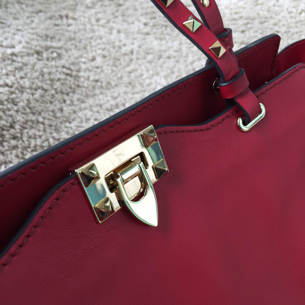 2016AW ★紗栄子さん愛用サイズ★Valentino ヴァレンティノスーパーコピー トラペーゼ MINI IW9B2399NWB