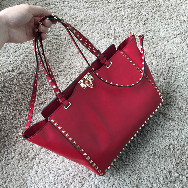 2016AW ★紗栄子さん愛用サイズ★Valentino ヴァレンティノスーパーコピー トラペーゼ MINI IW9B2399NWB