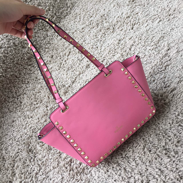2016AW Valentino ヴァレンティノスーパーコピー バレンティノ ロックスタッズ トートバッグ　スモール IW9B4399NWB