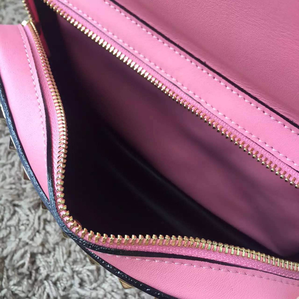 2016AW Valentino ヴァレンティノスーパーコピー ヴァレンティノ ロックスタッズ バックパック ピンク IW9B5399NWB